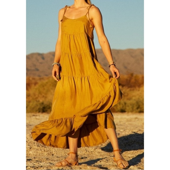 UNSUBSCRIBED | NWT $248 Asymmetrical Silk Tiered Dress in Tank Tan, Size 4 - Picture 4 of 12